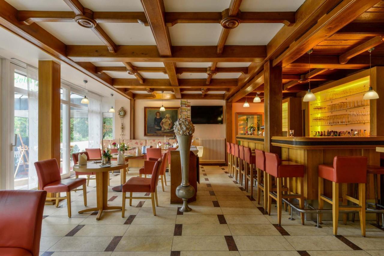 Hotel Poeker 메펜 외부 사진